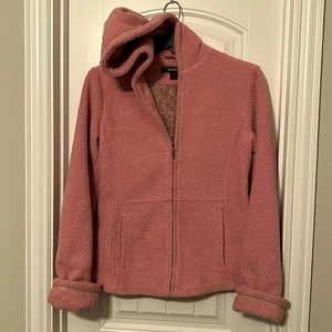 Adorable S pink plush lined coat with hoodie and pockets!!